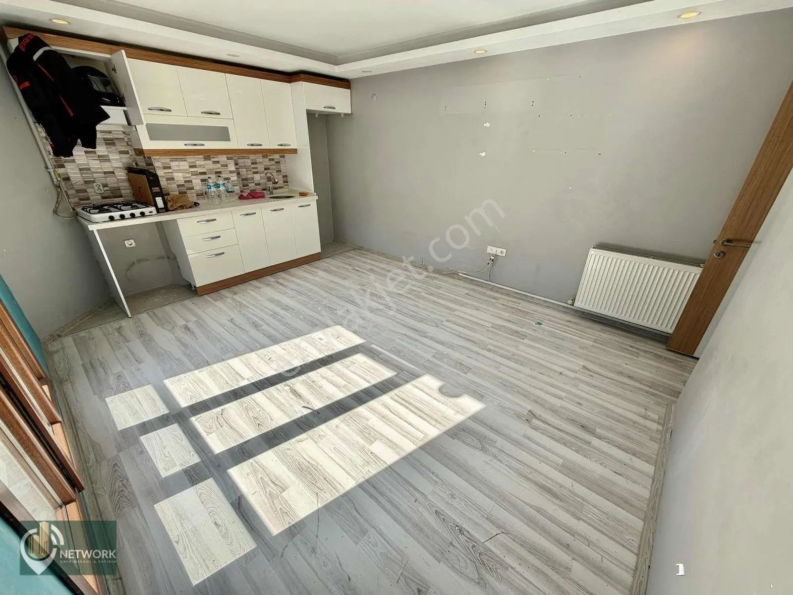 Kat Mülkiyetli 2+1 Kapalı Otoparklı Cadde Üzeri Ferah Daire — fotoğraf 2