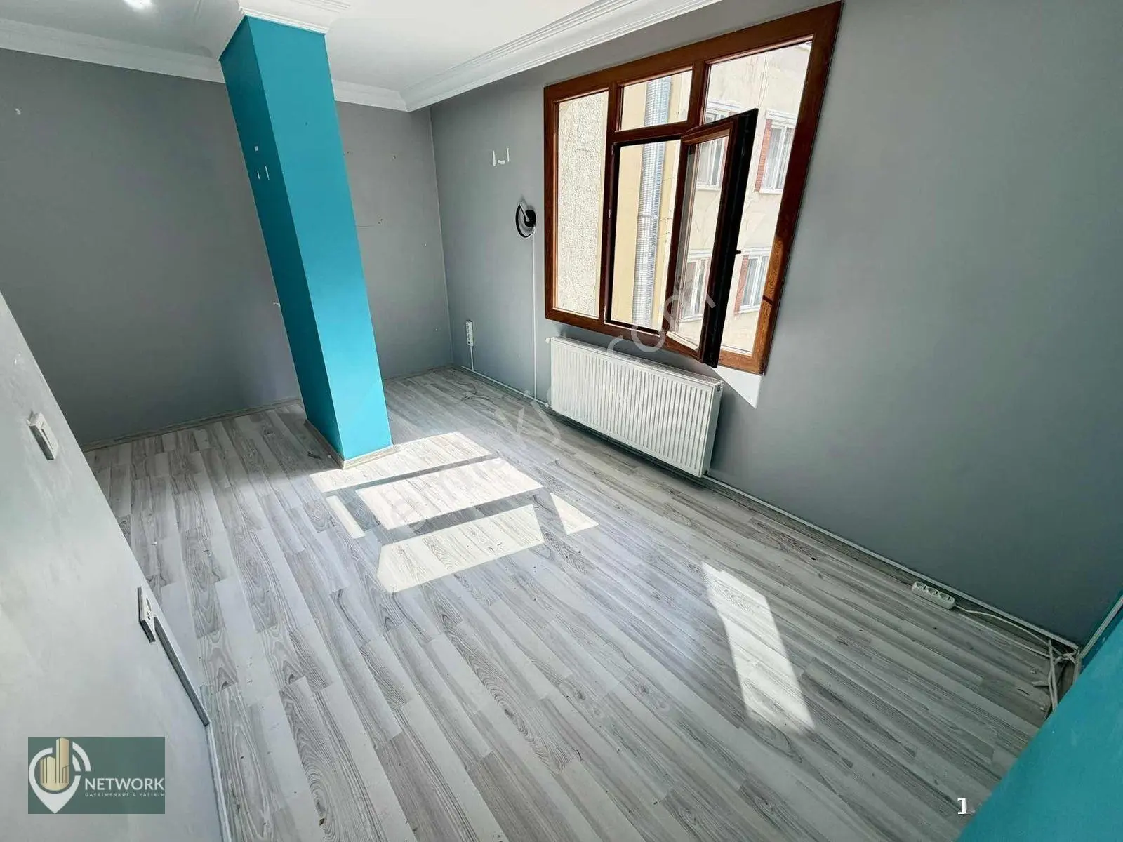 Kat Mülkiyetli 2+1 Kapalı Otoparklı Cadde Üzeri Ferah Daire — fotoğraf 3
