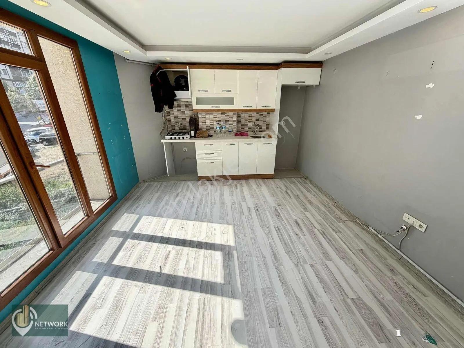 Kat Mülkiyetli 2+1 Kapalı Otoparklı Cadde Üzeri Ferah Daire — fotoğraf 4