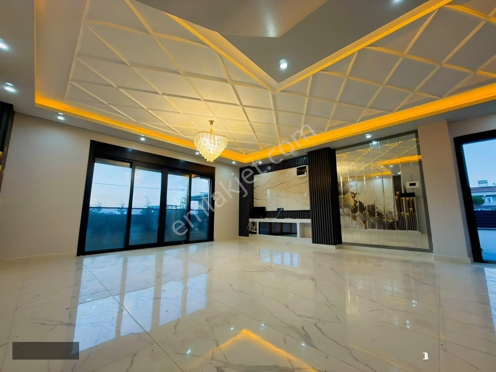 Nexus'Tan Yeniçiftlik Mah. Triplex 4+1 Ultra Lüx Satılık Villa