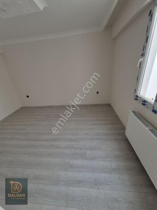 Daldan Emlaktan Gömeçte Satılık 2+1 Daire — fotoğraf 7