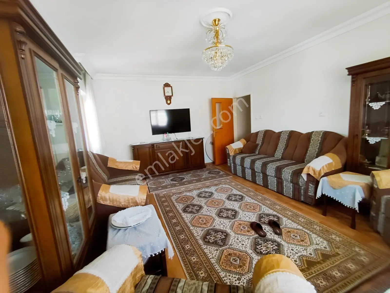 Yılmaz Gayrimenkulden Ön Cephe Geniş Metre Kare Güney Cephe 3+1. — fotoğraf 2