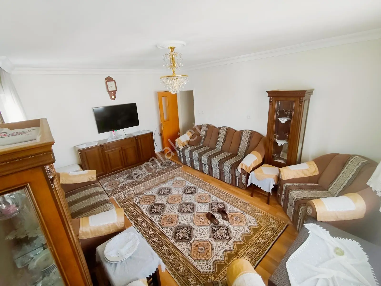 Yılmaz Gayrimenkulden Ön Cephe Geniş Metre Kare Güney Cephe 3+1. — fotoğraf 13