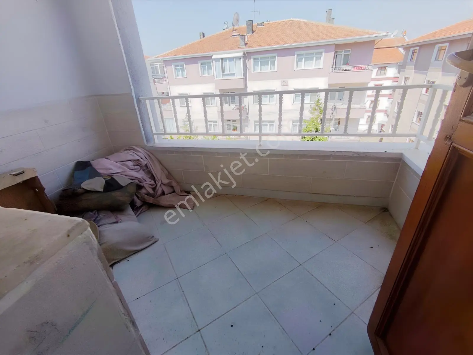 Yılmaz Gayrimenkulden Ön Cephe Geniş Metre Kare Güney Cephe 3+1. — fotoğraf 14