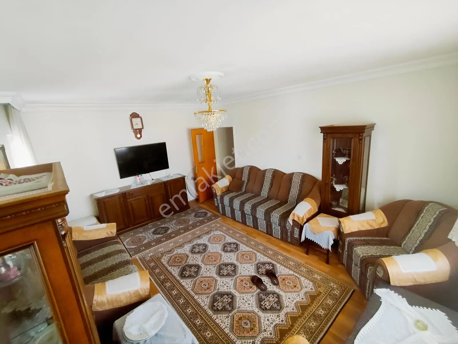 Yılmaz Gayrimenkulden Ön Cephe Geniş Metre Kare Güney Cephe 3+1. — fotoğraf 19