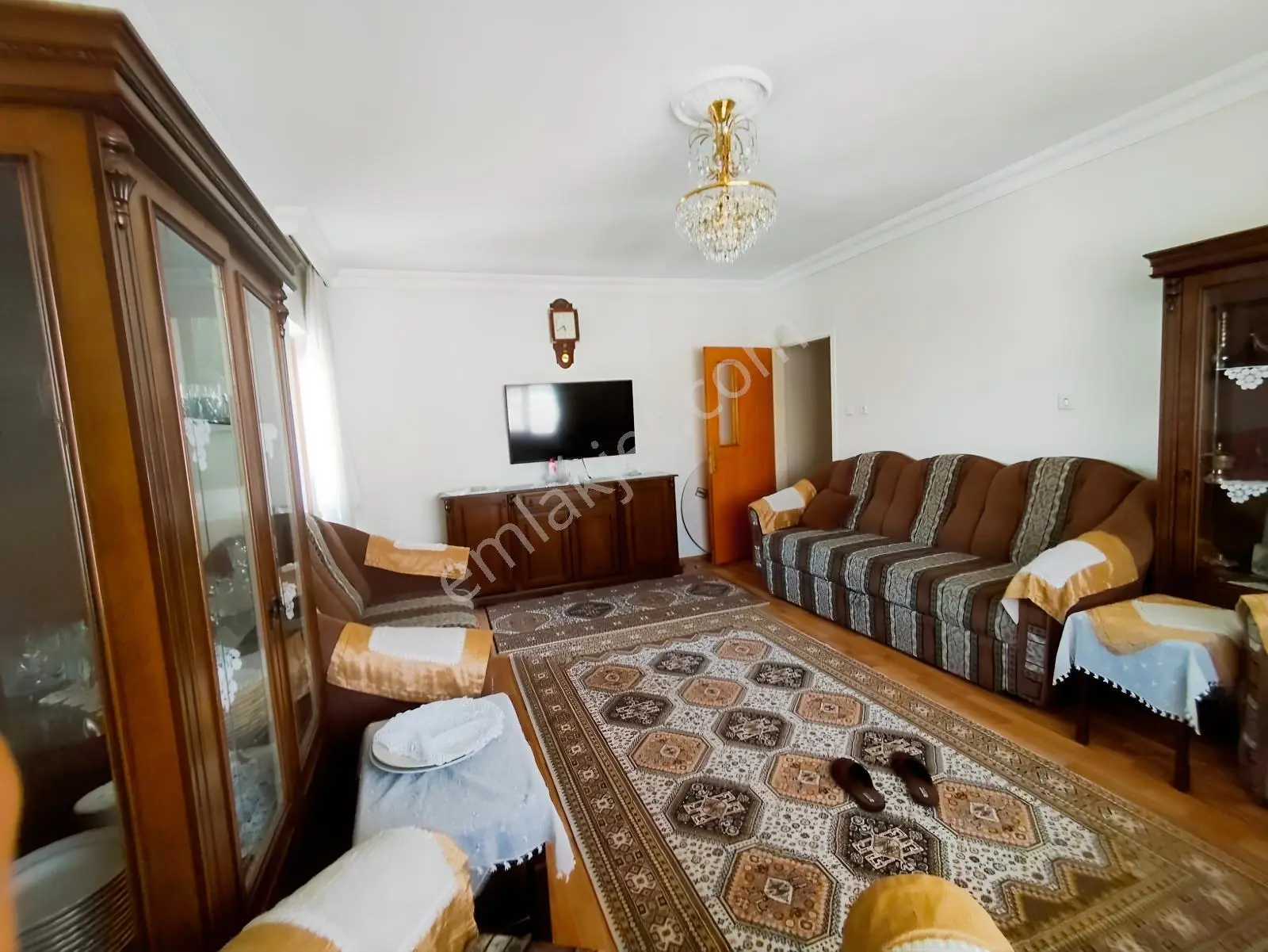 Yılmaz Gayrimenkulden Ön Cephe Geniş Metre Kare Güney Cephe 3+1. — fotoğraf 28