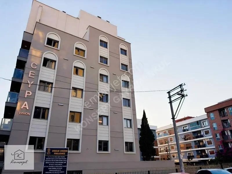 Konsept'den Site İçerisinde Teraslı Satılık 1+1 Daire — fotoğraf 3