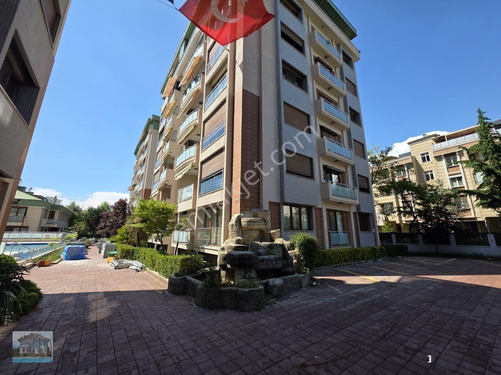 Dragos Erguvan Sıtesınde Satilik Mustakil Girisli Tripleks — fotoğraf 5