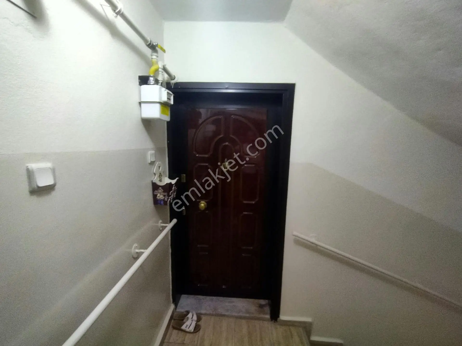 Balçova Ç.emeç Mh. Merkezi Konumda 2+1 Satılık Daire — fotoğraf 5