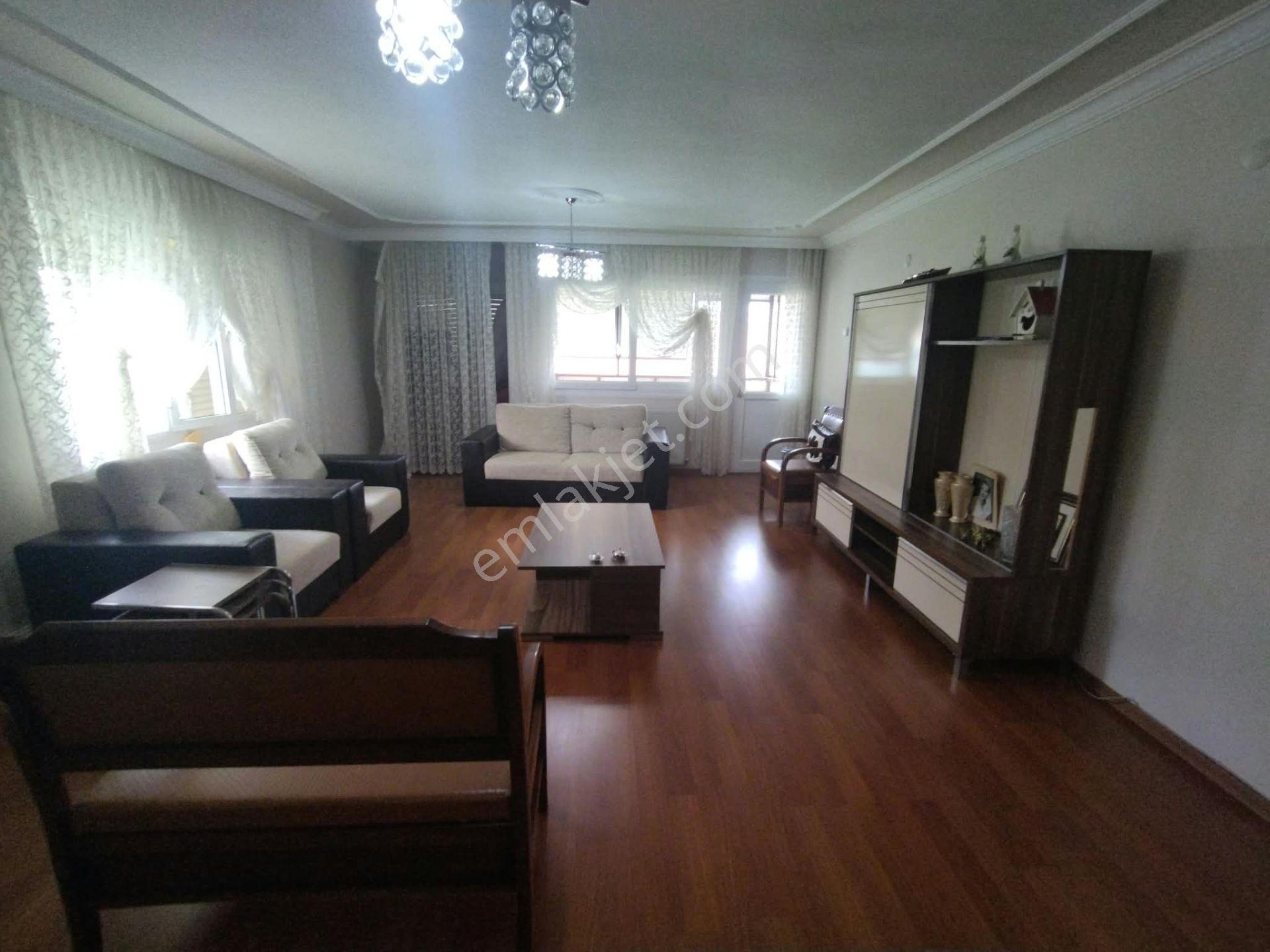Balçova Ç.emeç Mh. Merkezi Konumda 2+1 Satılık Daire — fotoğraf 15