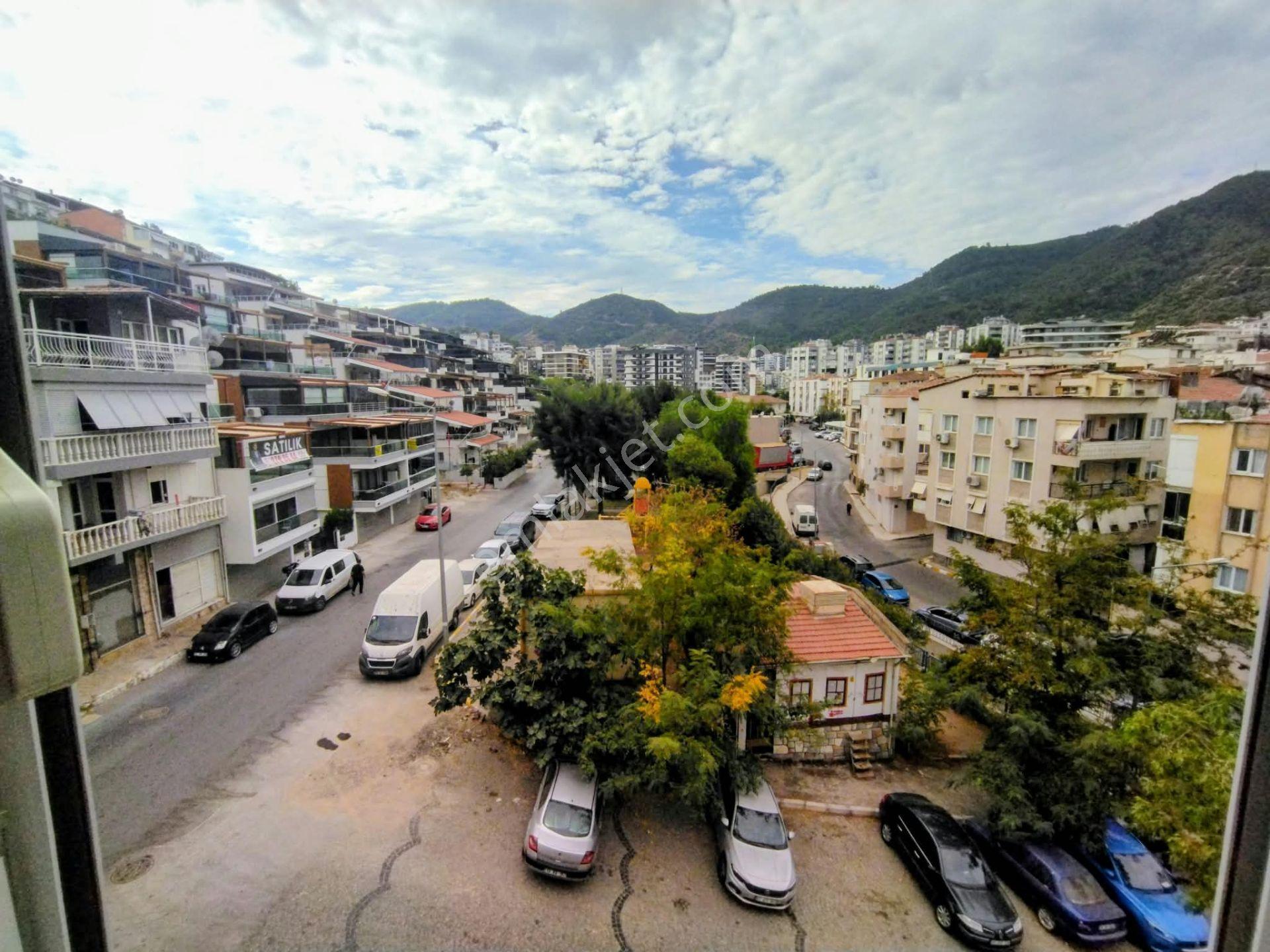 Balçova Ç.emeç Mh. Merkezi Konumda 2+1 Satılık Daire — fotoğraf 25