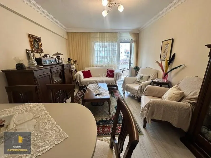 Denize Sıfır Site İçerisinde Masrafsız 2+1 Daire — fotoğraf 4