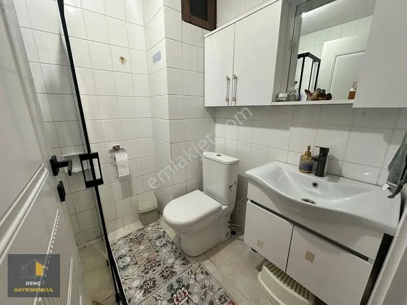 Denize Sıfır Site İçerisinde Masrafsız 2+1 Daire — fotoğraf 13