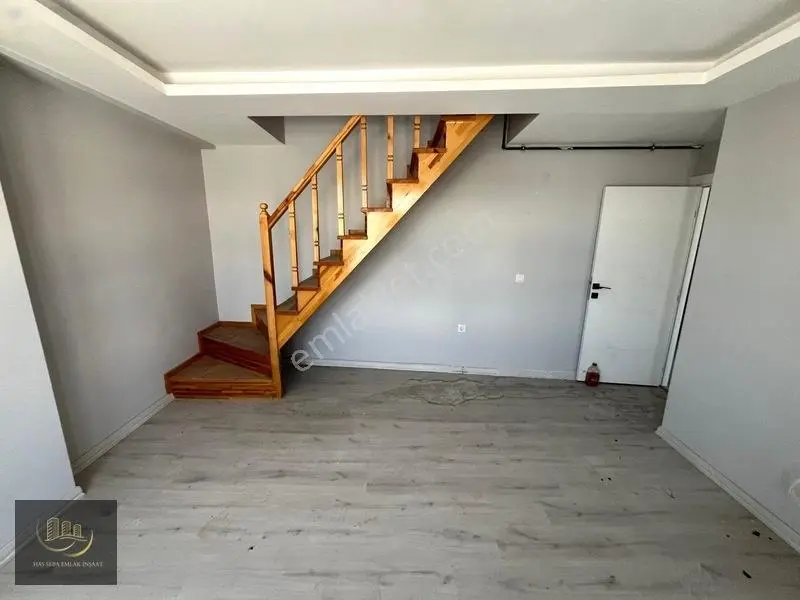 Has Seba'dan İnönü Mh 3+1 140m2 Kullanışlı Satılık Dubleks Daire — fotoğraf 3