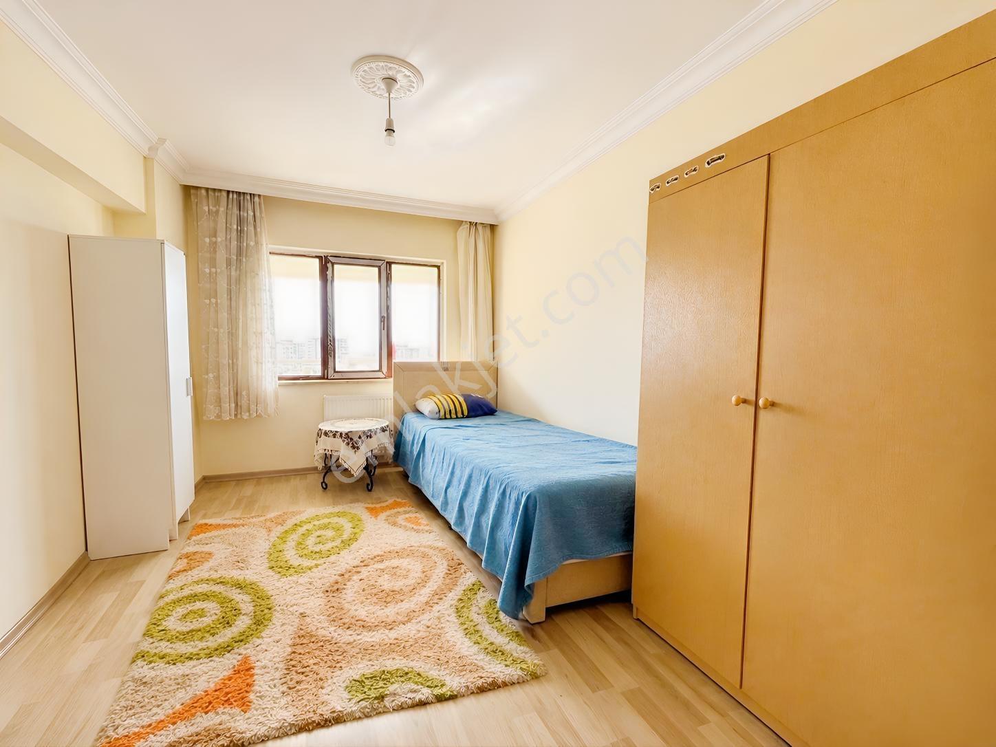 Alcı Mahallesinde Tapulu Ebeveyn Banyolu Geniş Arakat 3+1 Daire — fotoğraf 14