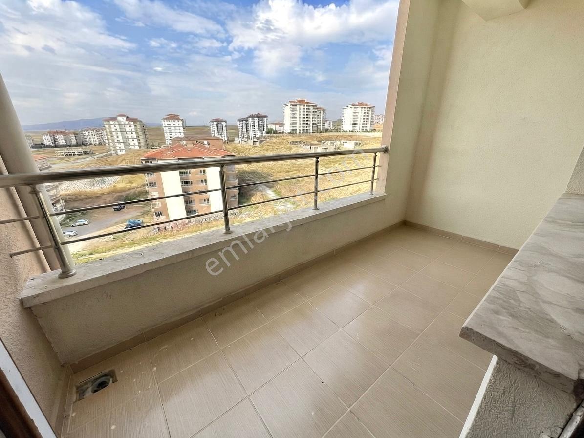 Alcı Mahallesinde Tapulu Ebeveyn Banyolu Geniş Arakat 3+1 Daire — fotoğraf 22