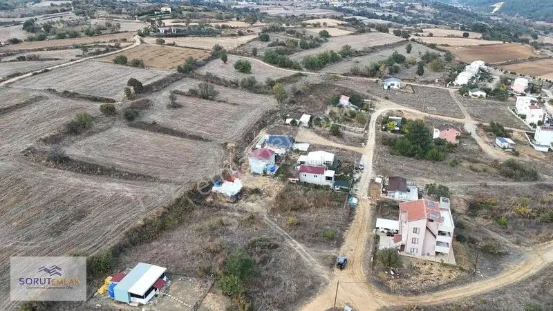 Sazlıdere Sahilinde Satılık 248 M2 Arsa — fotoğraf 4