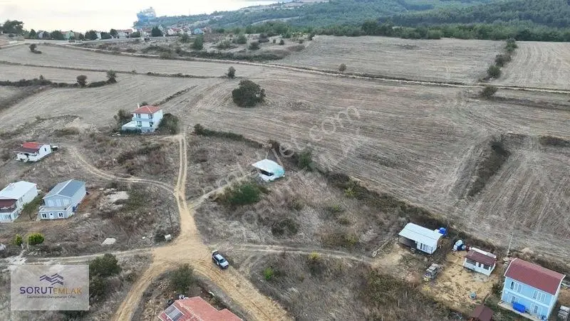 Sazlıdere Sahilinde Satılık 248 M2 Arsa — fotoğraf 5