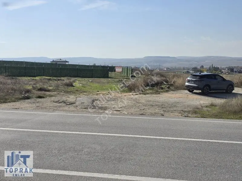 Bursa Yolu'nda 1187m² Köşe Parsel, 2 Villa İmarlı Arsa — fotoğraf 2