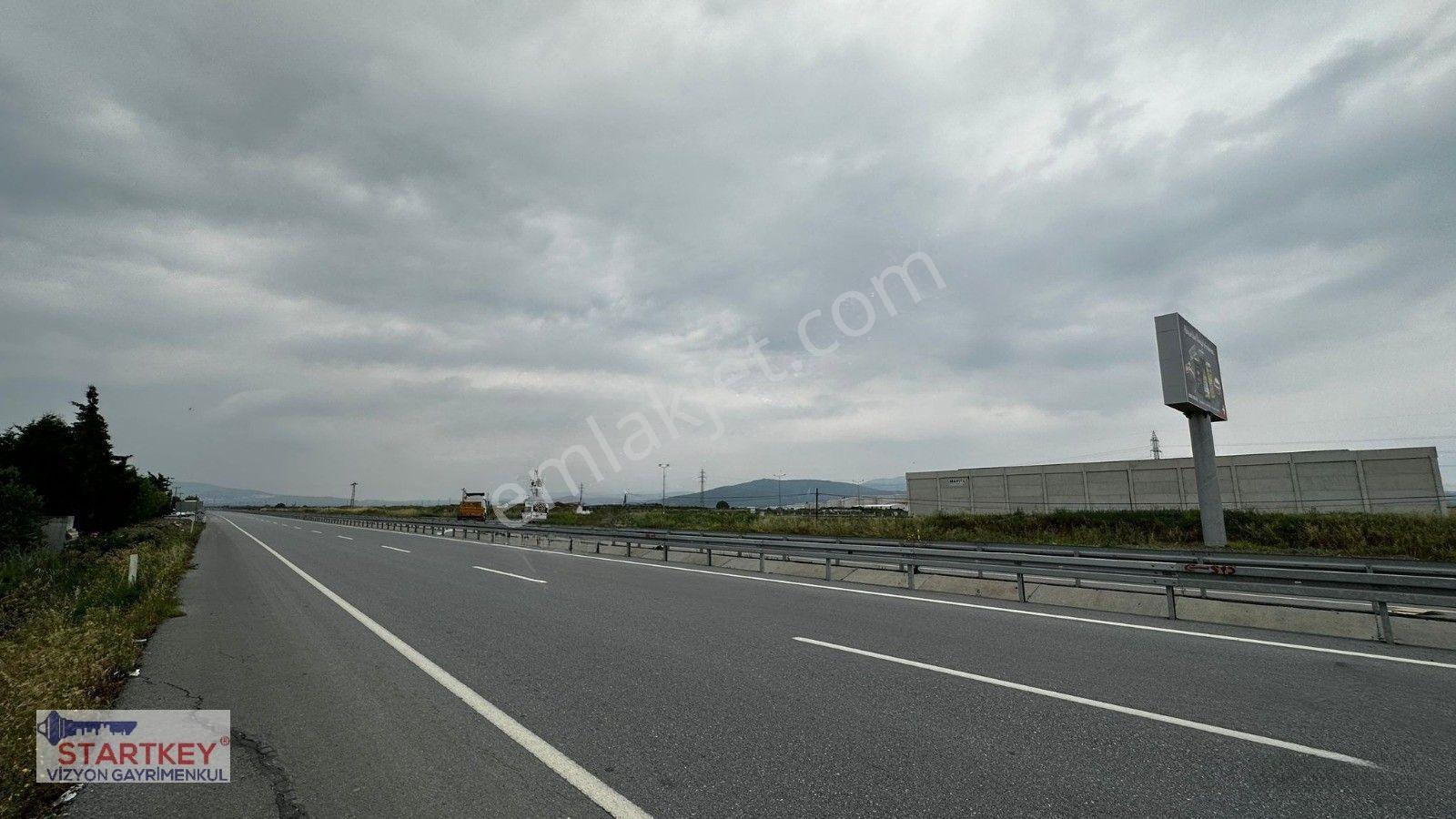 Akhisar Aziosb Tam Karşısı Harika Konumda Asfalt Üstü 1350m2 — fotoğraf 7
