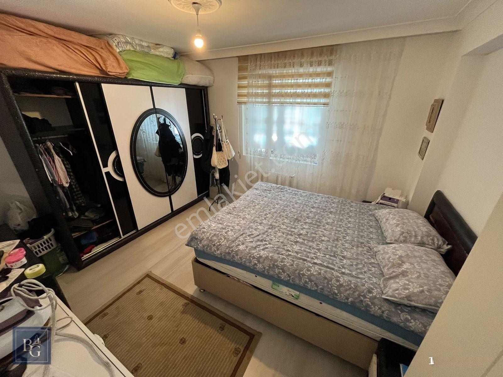 Ege'de Fırsat Daire!! Cadde Üzerinde Masrafsız Ara Kat 150m² 3+1 — fotoğraf 8