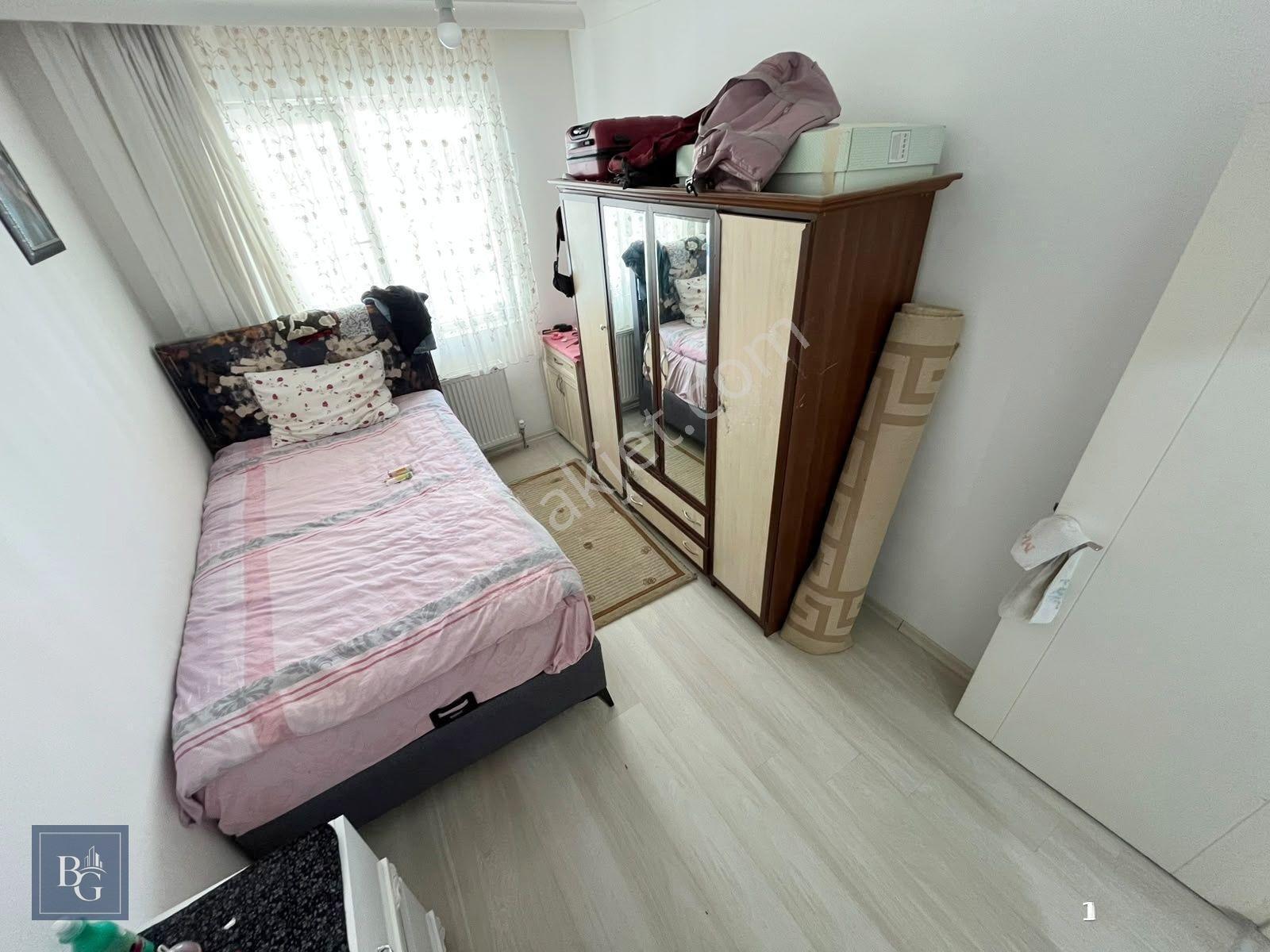 Ege'de Fırsat Daire!! Cadde Üzerinde Masrafsız Ara Kat 150m² 3+1 — fotoğraf 15