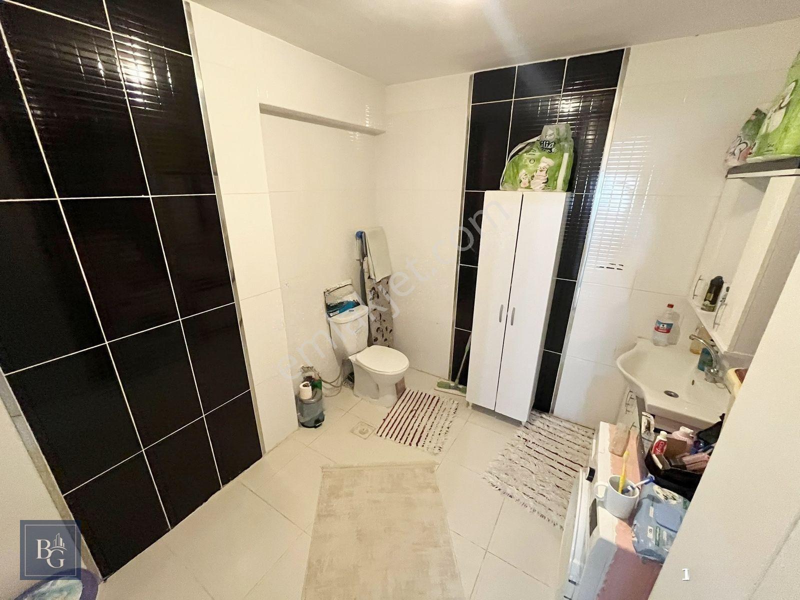 Ege'de Fırsat Daire!! Cadde Üzerinde Masrafsız Ara Kat 150m² 3+1 — fotoğraf 31
