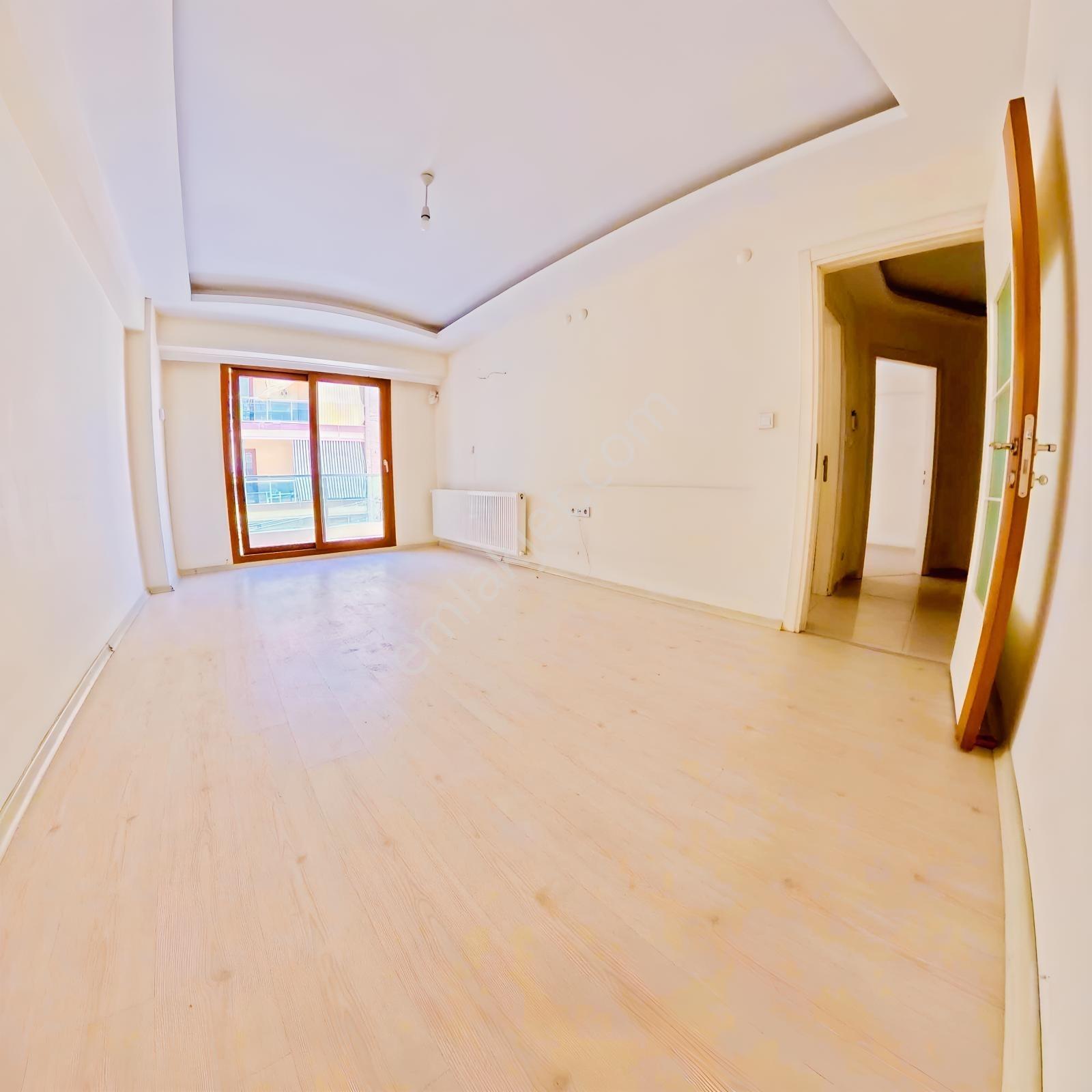 Ordu Bulvarı Arka Sokağı | Satılık 2+1 | Arakat | Geniş Balkon — fotoğraf 6