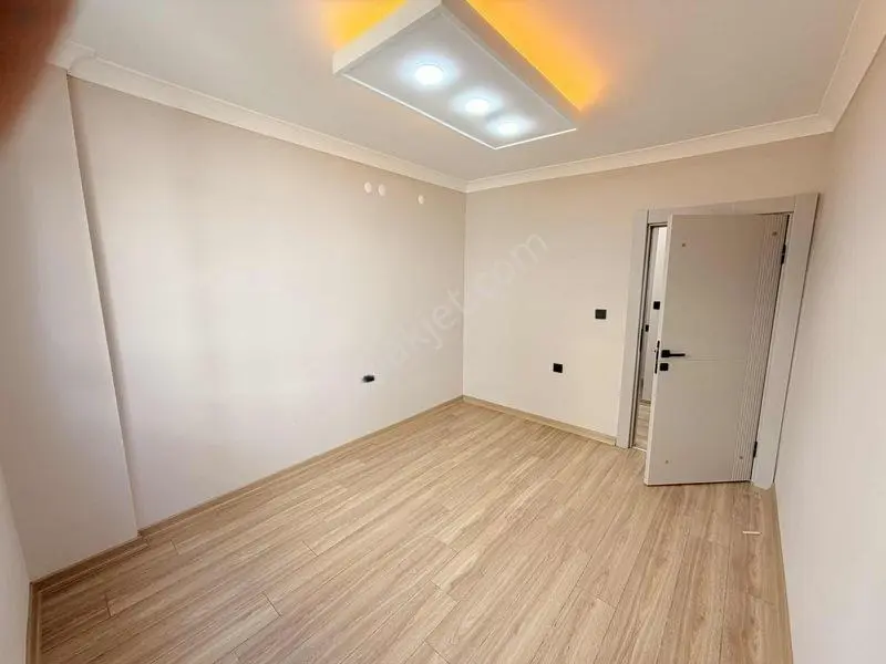 Derman'dan*3+1*sıfır*çift Banyo*115m2*full Yapılı* — fotoğraf 5