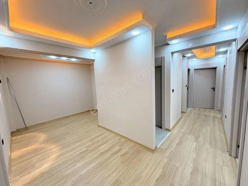 Derman'dan*3+1*sıfır*çift Banyo*115m2*full Yapılı* — fotoğraf 24