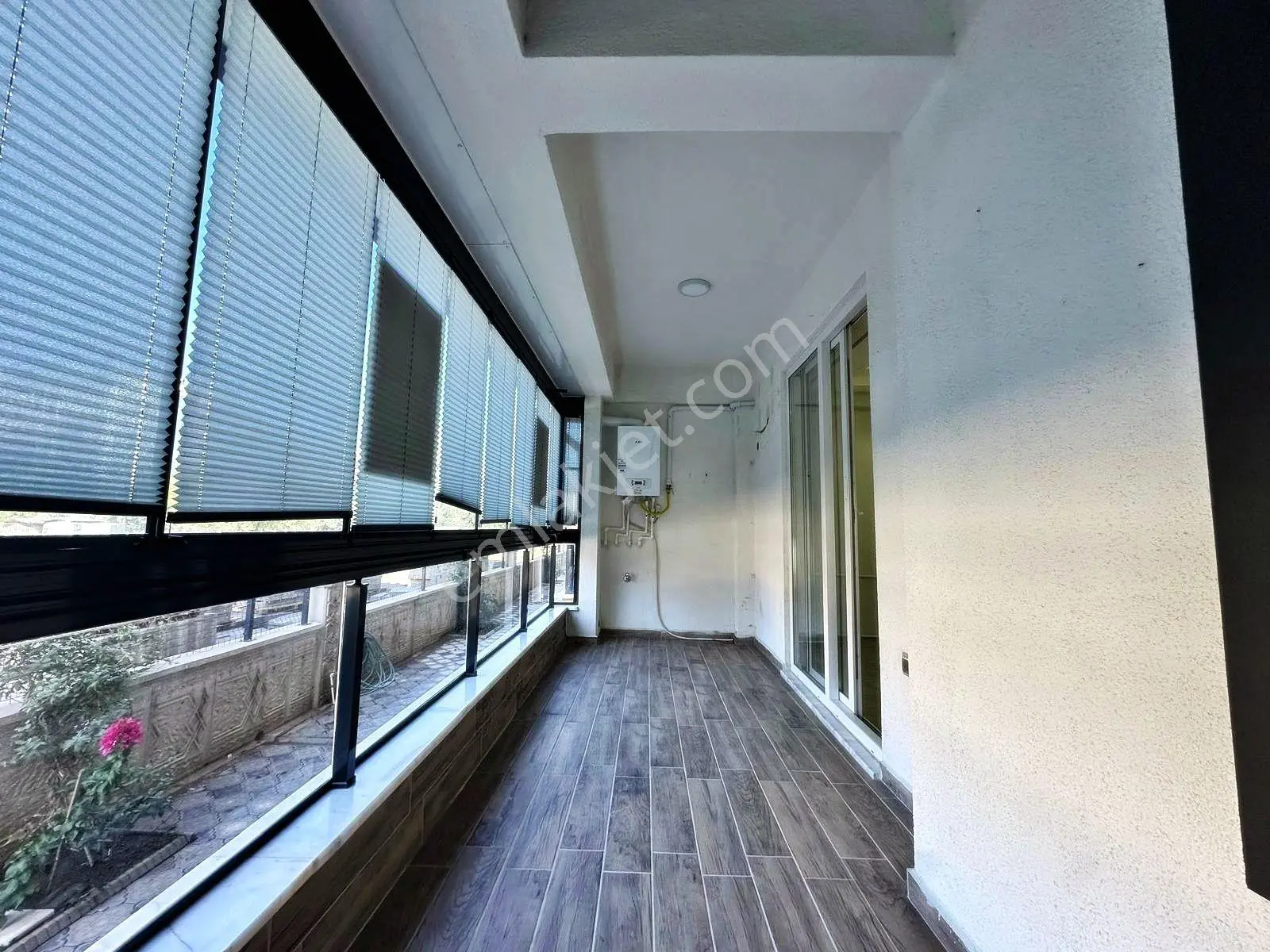 Tek Yetkili Aktif'ten Akçay'da Satılık Yüksek Kredili Harika Konumlu Lüx 1+1 Daire — fotoğraf 13
