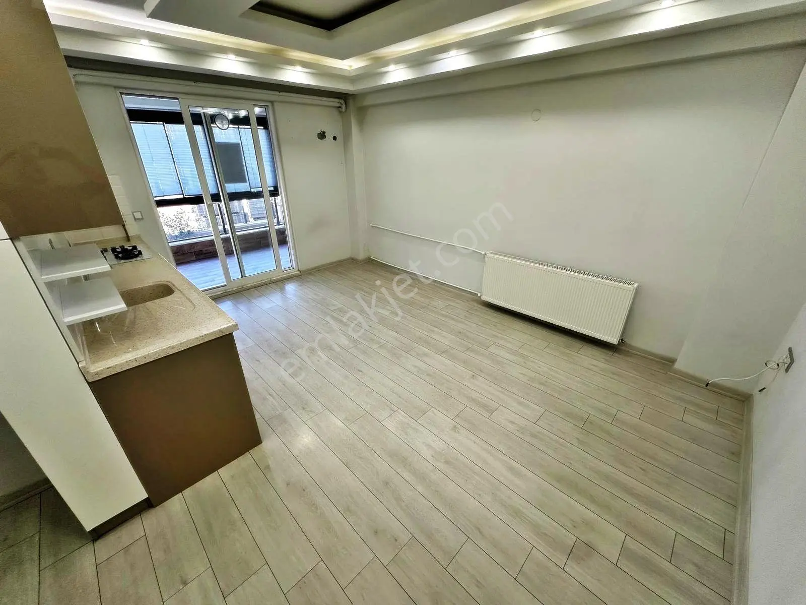 Tek Yetkili Aktif'ten Akçay'da Satılık Yüksek Kredili Harika Konumlu Lüx 1+1 Daire — fotoğraf 18