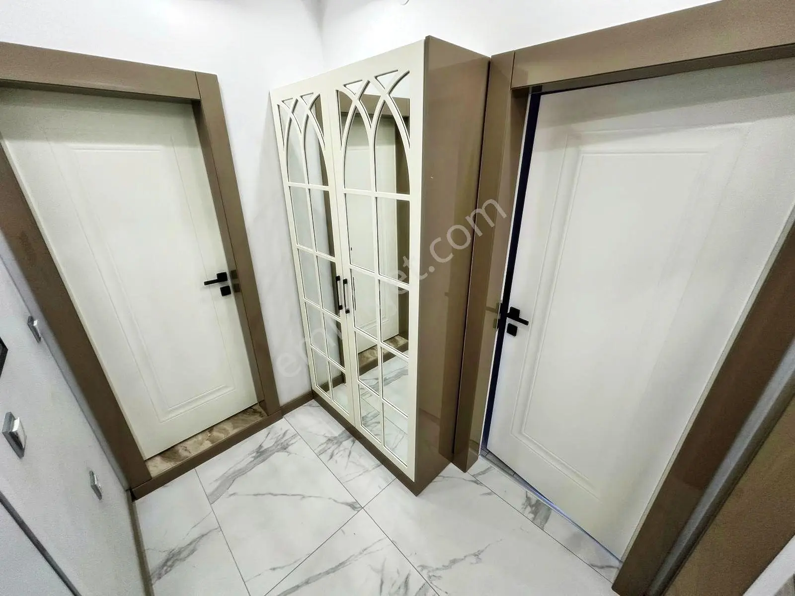 Tek Yetkili Aktif'ten Akçay'da Satılık Yüksek Kredili Harika Konumlu Lüx 1+1 Daire — fotoğraf 24