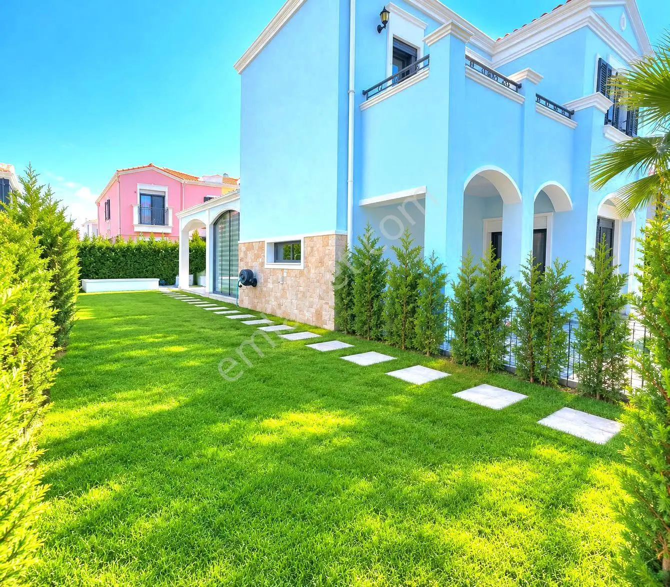 Kuşadasının En Elit Bölgesinde Plaja Ve Avm'lere Yakın Özel Havuzlu Tek Müstakil 4+1 Villa — fotoğraf 7