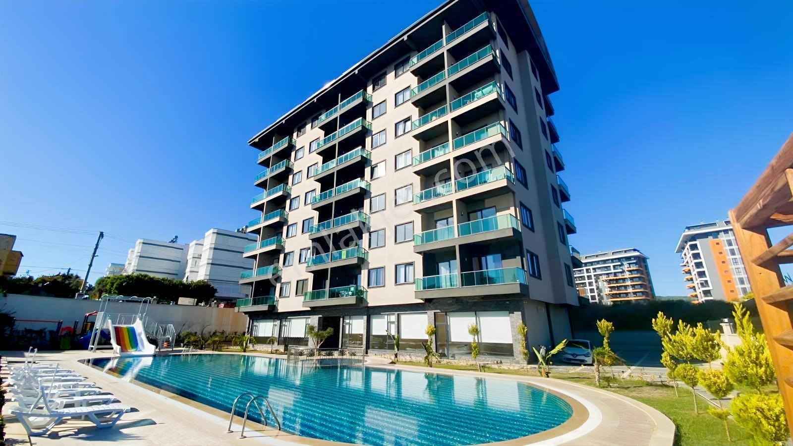 Avsallar Onur Life Residence 4.Kat 1+1 46M2 Denize 700 Metre