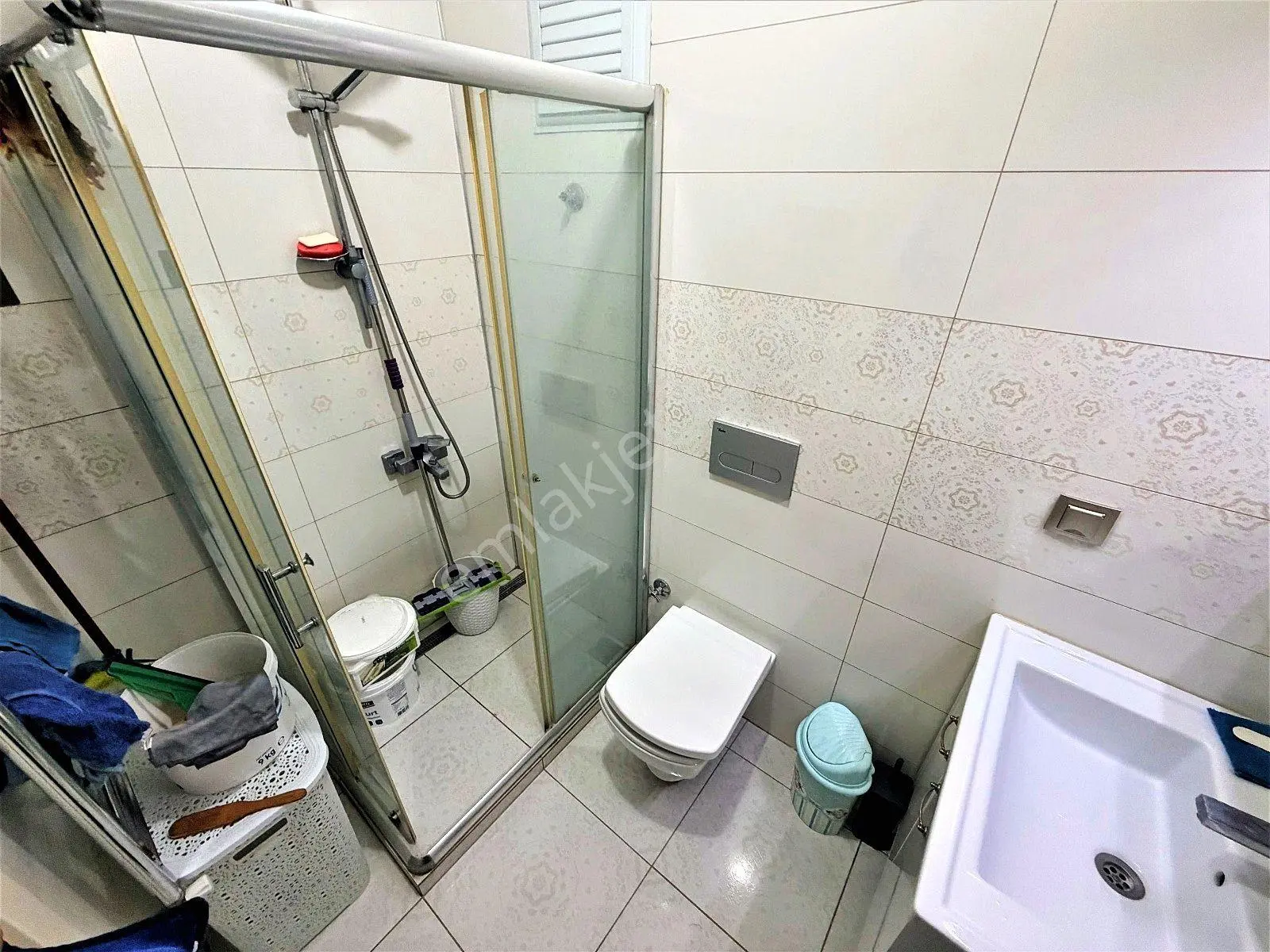 Aktif'ten Akçay'da Satılık Yüzme Havuzlu, Kapalı Otoparklı Full Eşyalı 1+0 Daire — fotoğraf 17