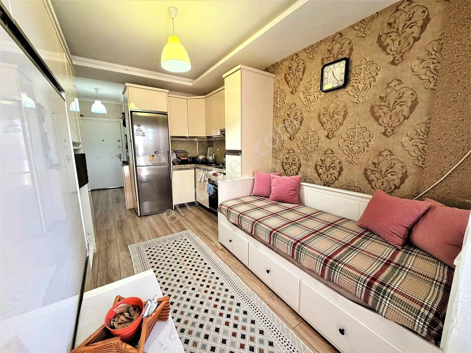 Aktif'ten Akçay'da Satılık Yüzme Havuzlu, Kapalı Otoparklı Full Eşyalı 1+0 Daire — fotoğraf 27