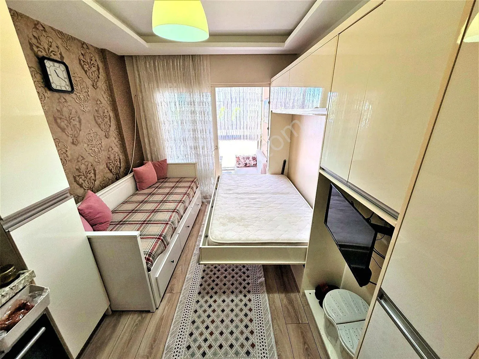 Aktif'ten Akçay'da Satılık Yüzme Havuzlu, Kapalı Otoparklı Full Eşyalı 1+0 Daire — fotoğraf 32