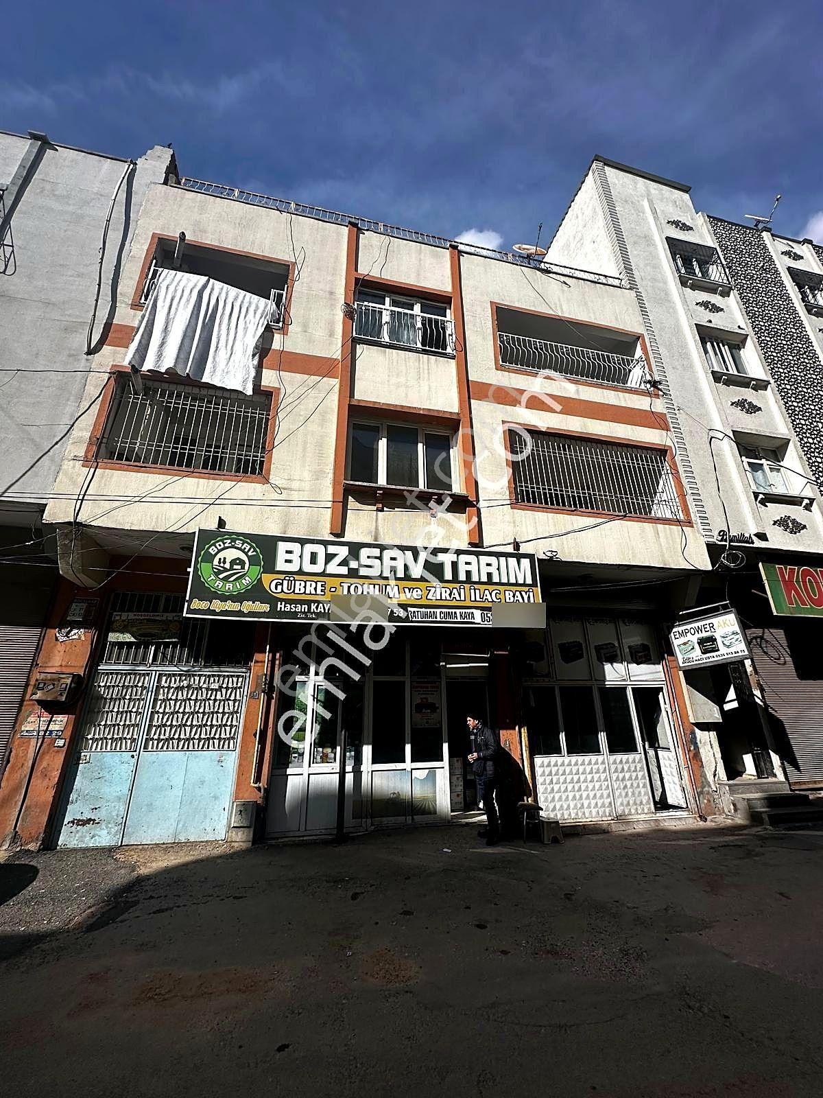 Şehitkamil Selahattin Eyyubi'de Ana Caddeye Yakın Altı Ambarlı 3 Katlı Müstakil Bina — fotoğraf 16