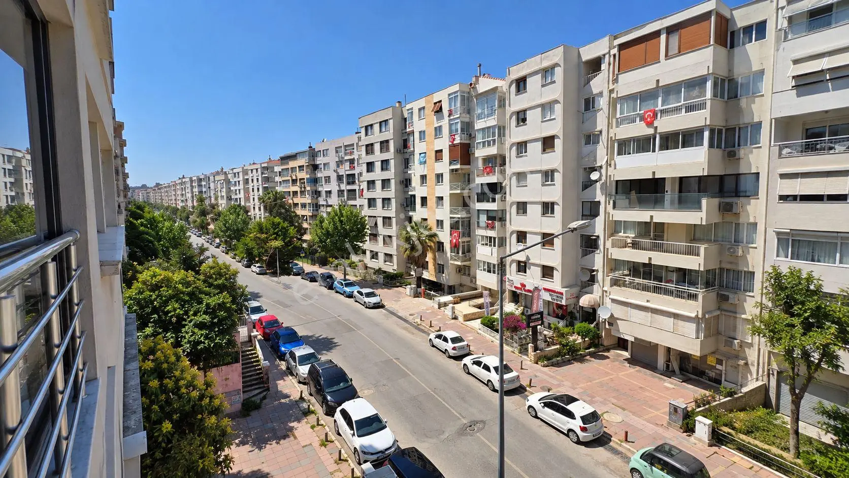 Mithatpaşa Caddesi, Prestijli Lokasyon, Şık Ve Ferah Arakat 3+1