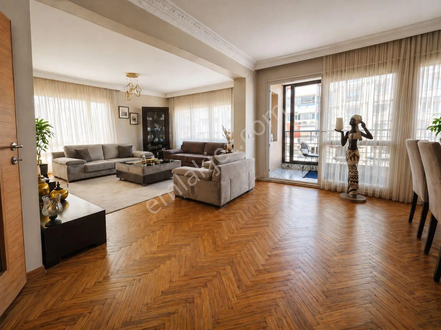 Mithatpaşa Caddesi, Prestijli Lokasyon, Şık Ve Ferah Arakat 3+1 — fotoğraf 5