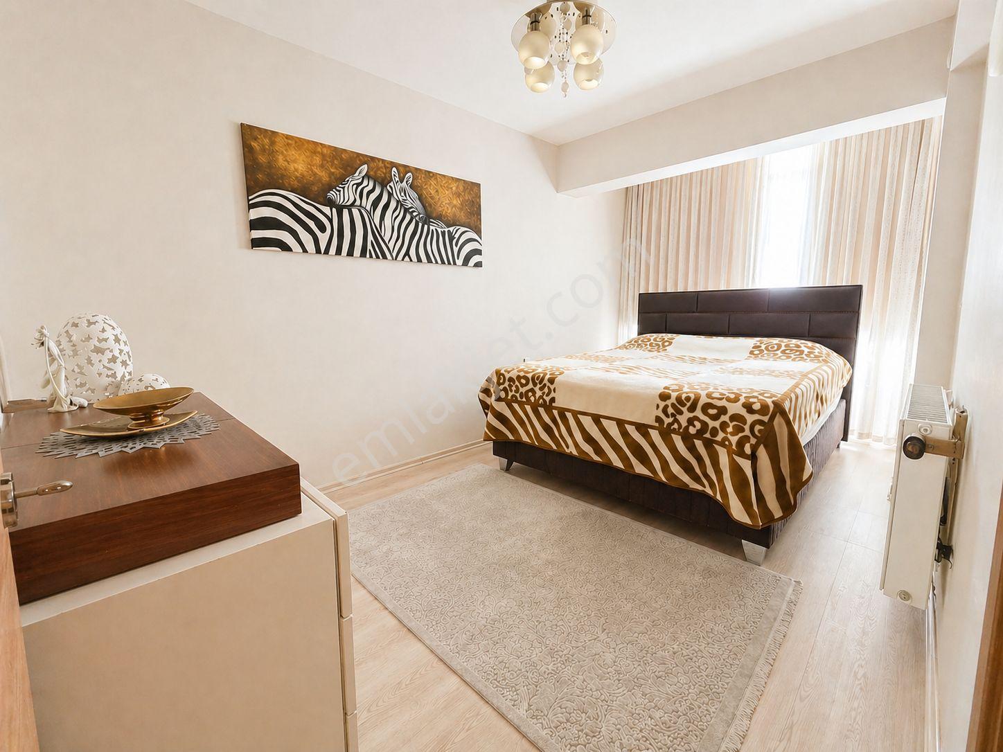 Mithatpaşa Caddesi, Prestijli Lokasyon, Şık Ve Ferah Arakat 3+1 — fotoğraf 15
