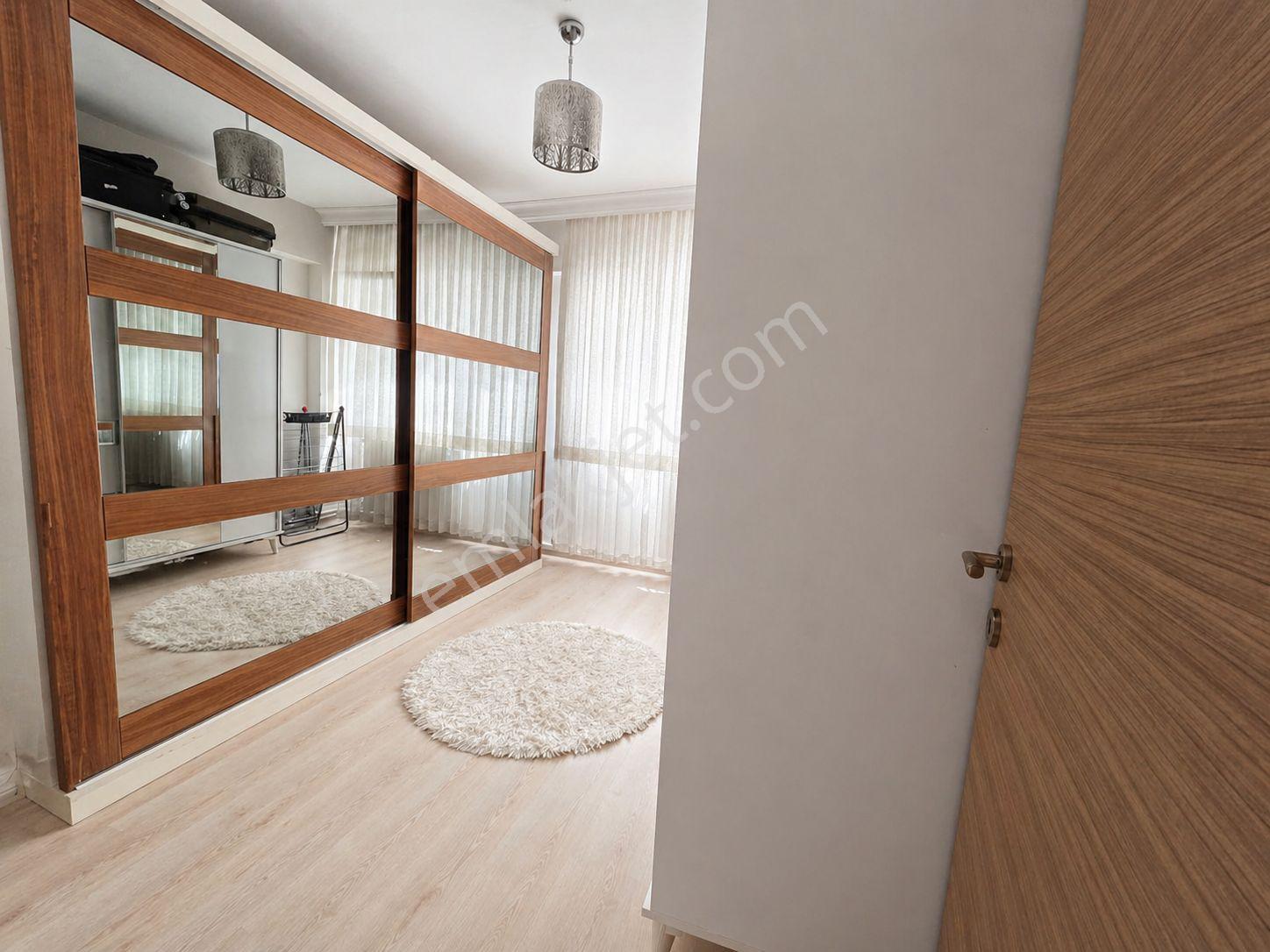 Mithatpaşa Caddesi, Prestijli Lokasyon, Şık Ve Ferah Arakat 3+1 — fotoğraf 17