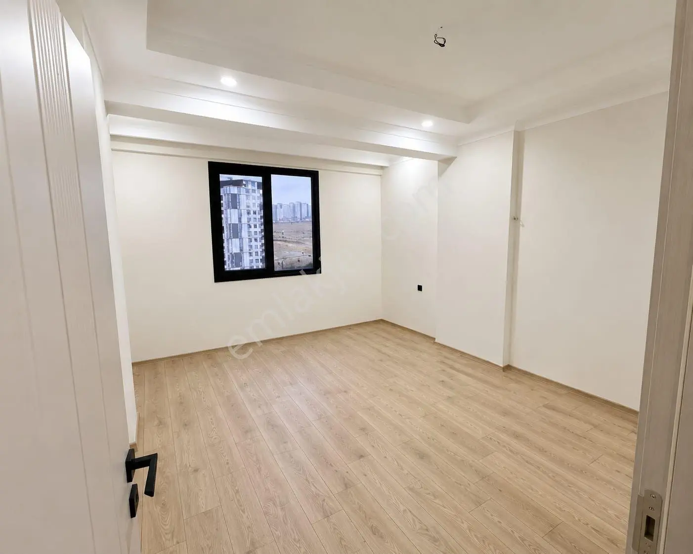 Beylikdüzü Barış Mah 3+1 140m2 Satılık Daire — fotoğraf 6