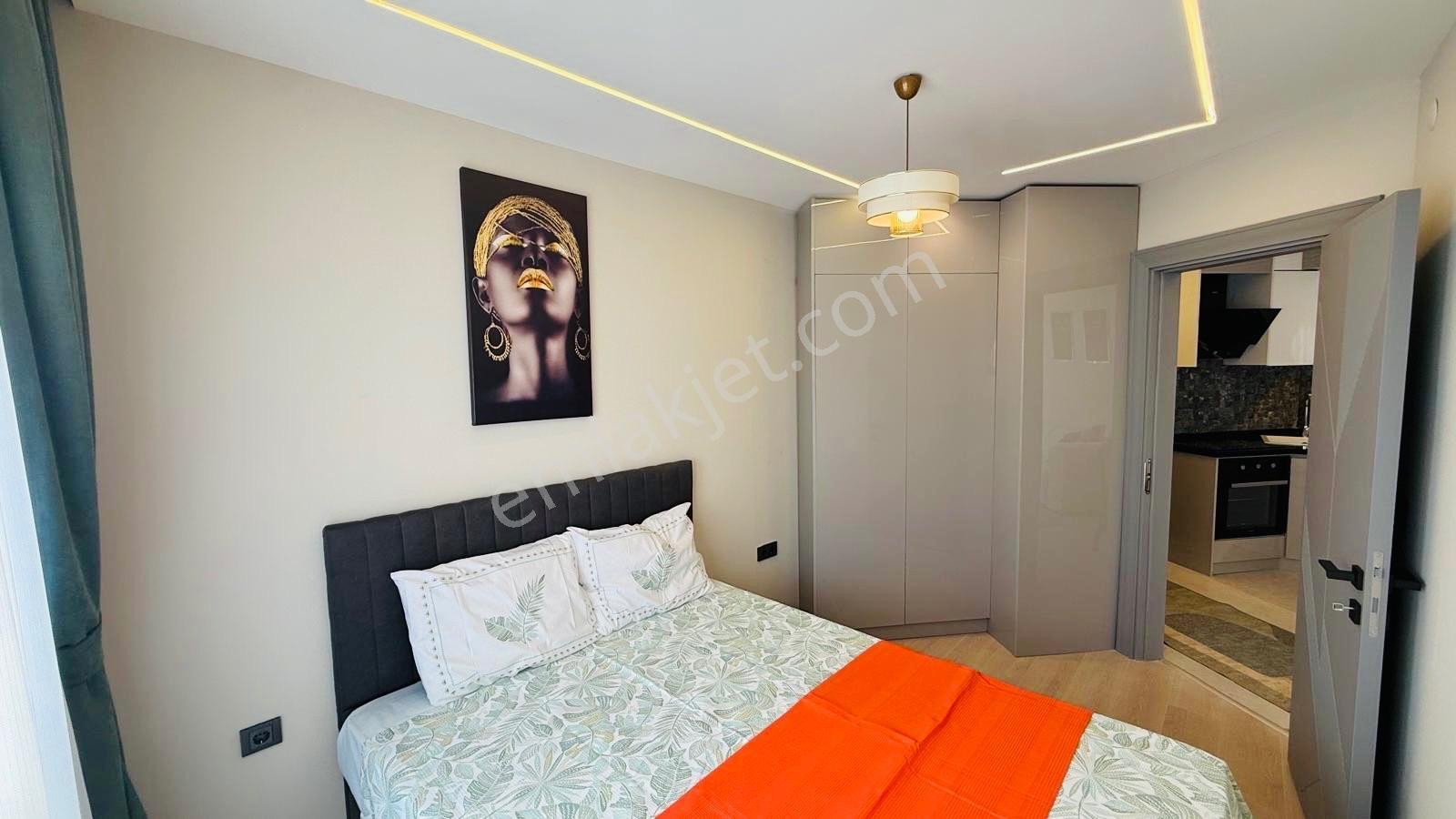 Kuşadası Davutlar Full Eşyalı 1+1 Daire — fotoğraf 13