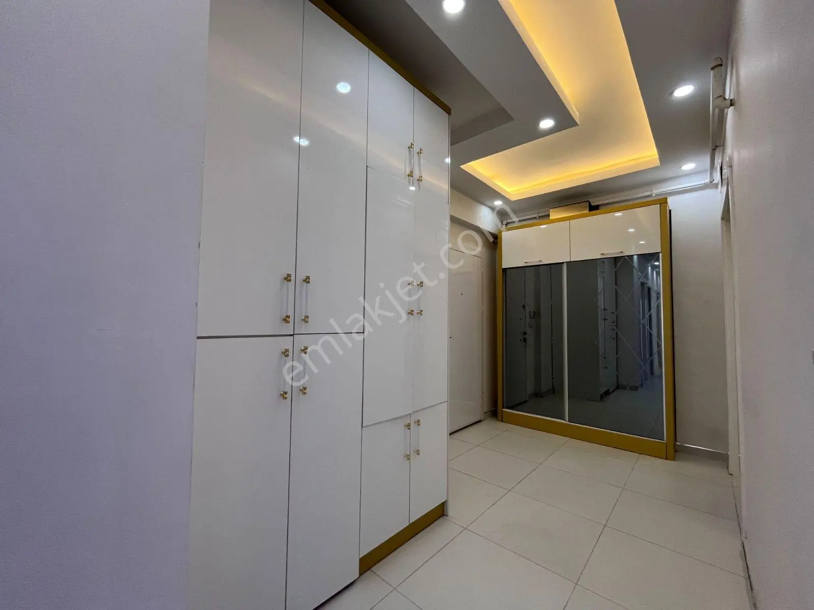 Şehir Hastanesi Karşı Satılık 3.5+1 — fotoğraf 3