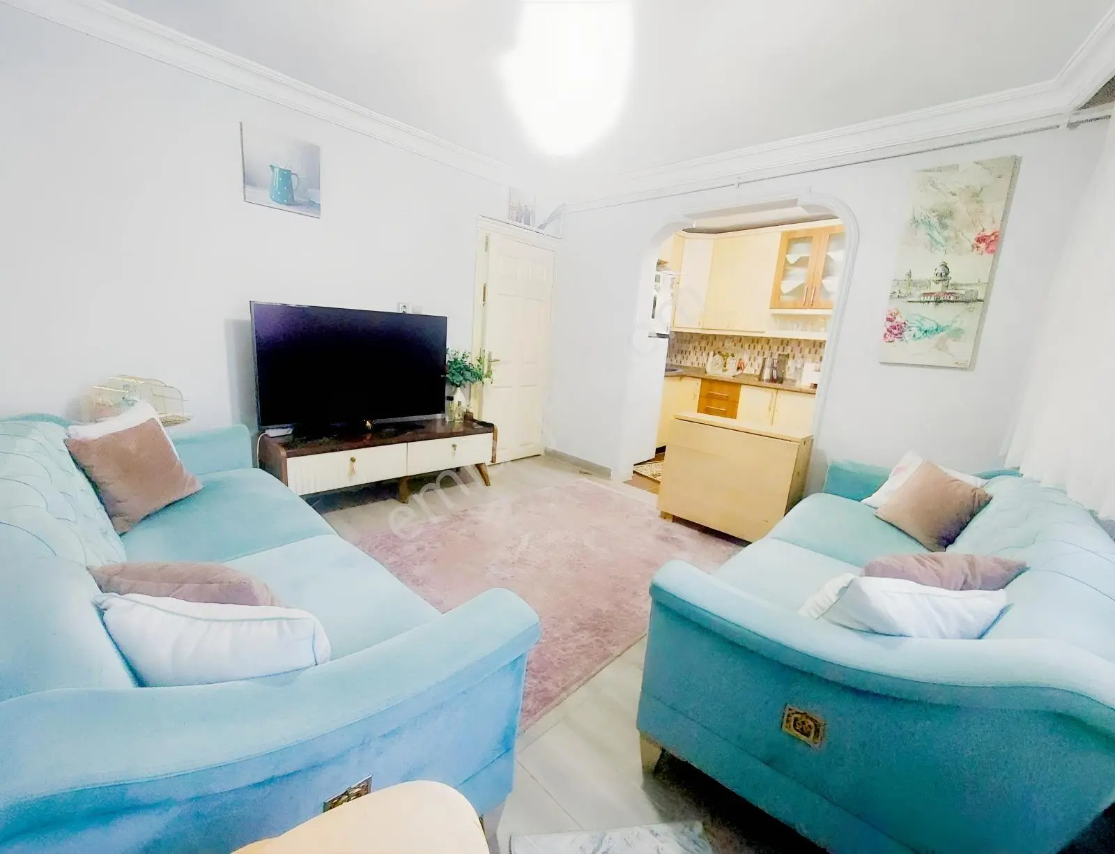 Köprü Emlak'tan Satılık 1+1 Masrafsız Giriş Altı Daire — fotoğraf 3