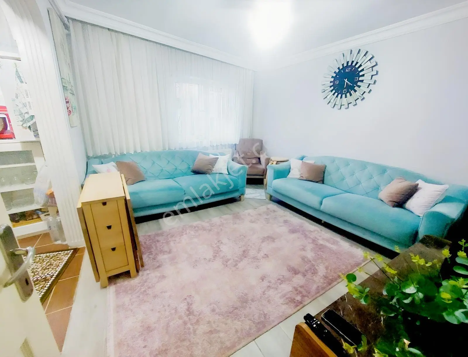 Köprü Emlak'tan Satılık 1+1 Masrafsız Giriş Altı Daire — fotoğraf 8