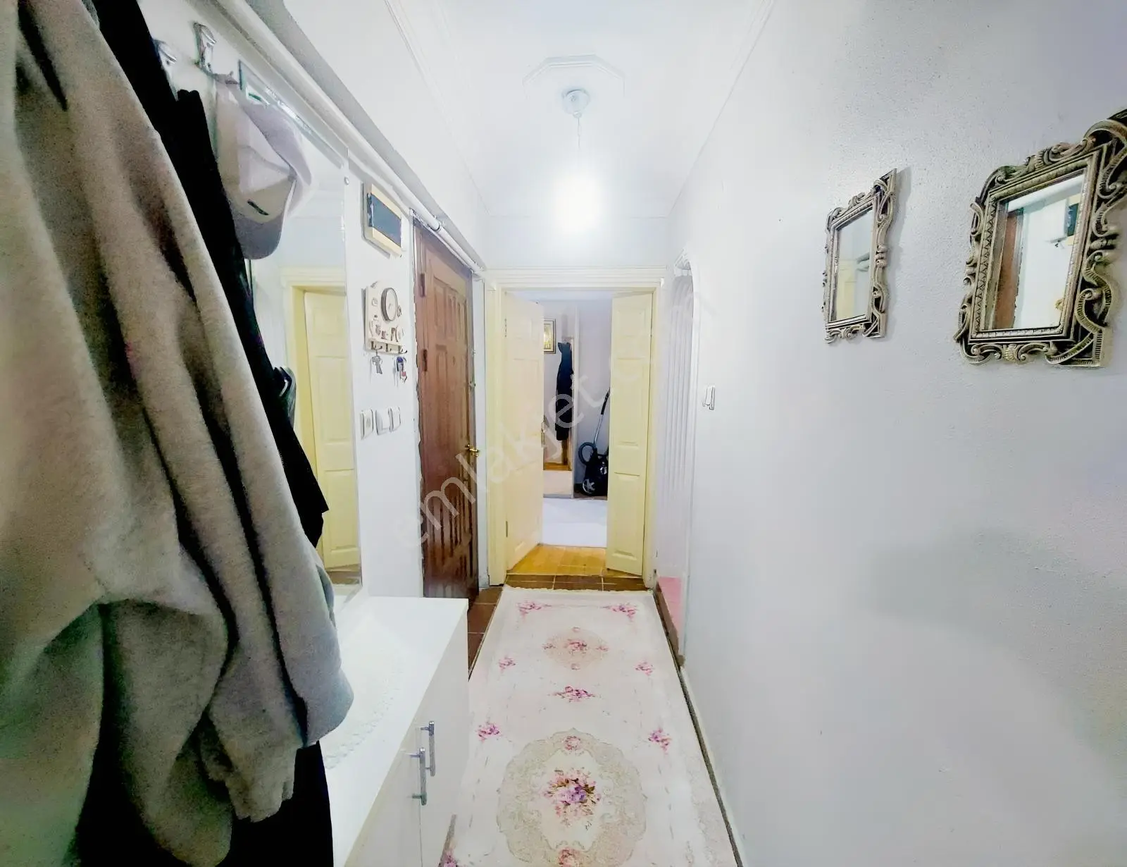 Köprü Emlak'tan Satılık 1+1 Masrafsız Giriş Altı Daire — fotoğraf 21