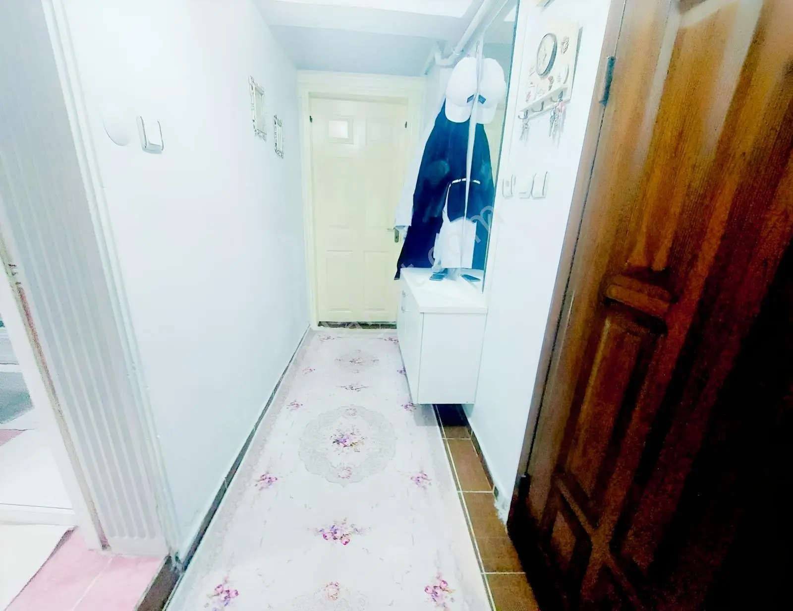 Köprü Emlak'tan Satılık 1+1 Masrafsız Giriş Altı Daire — fotoğraf 22